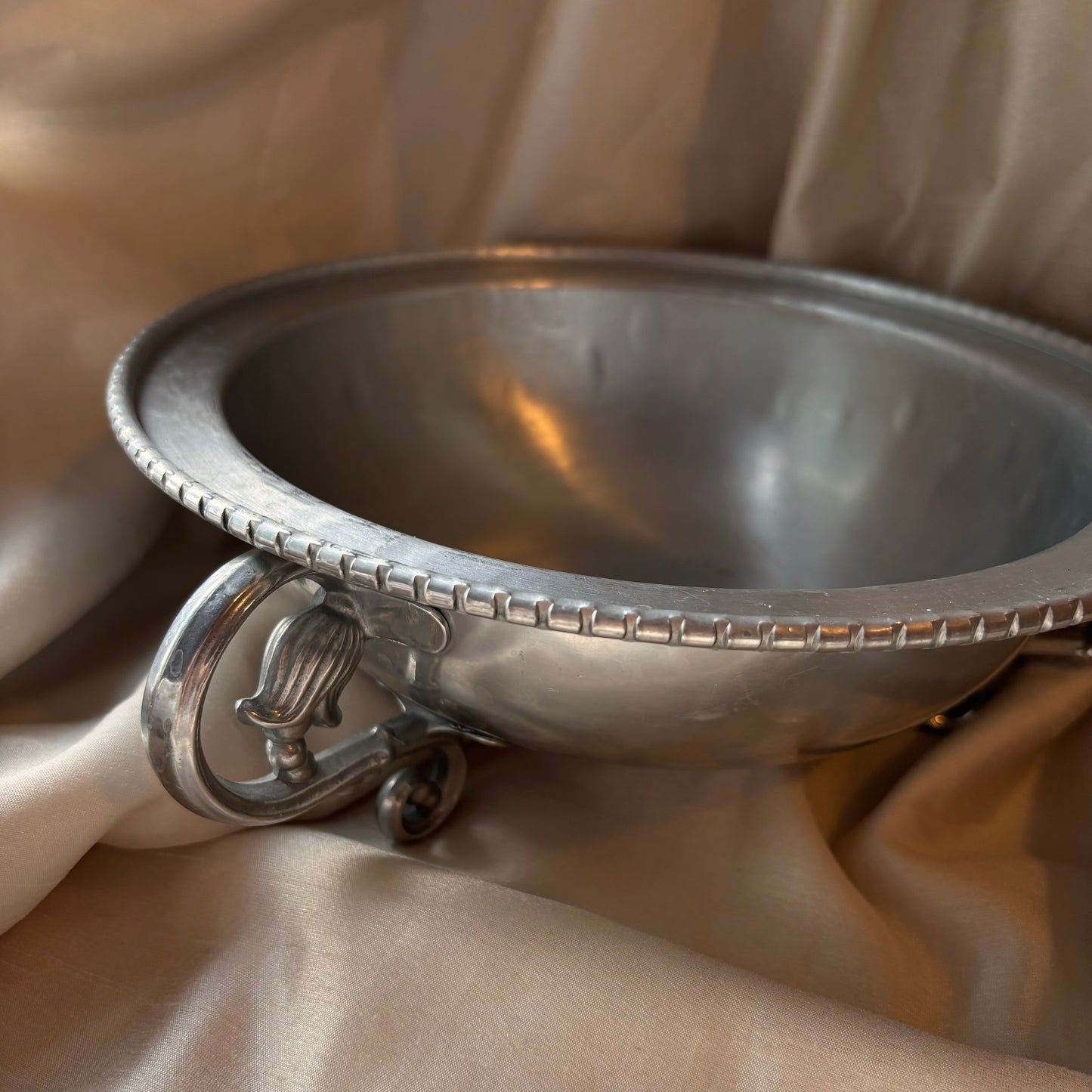 Faberware Aluminum Tulip Serving Bowl
