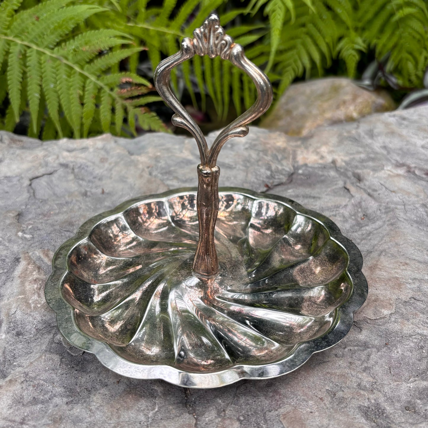Scalloped Serving Tray w Handle