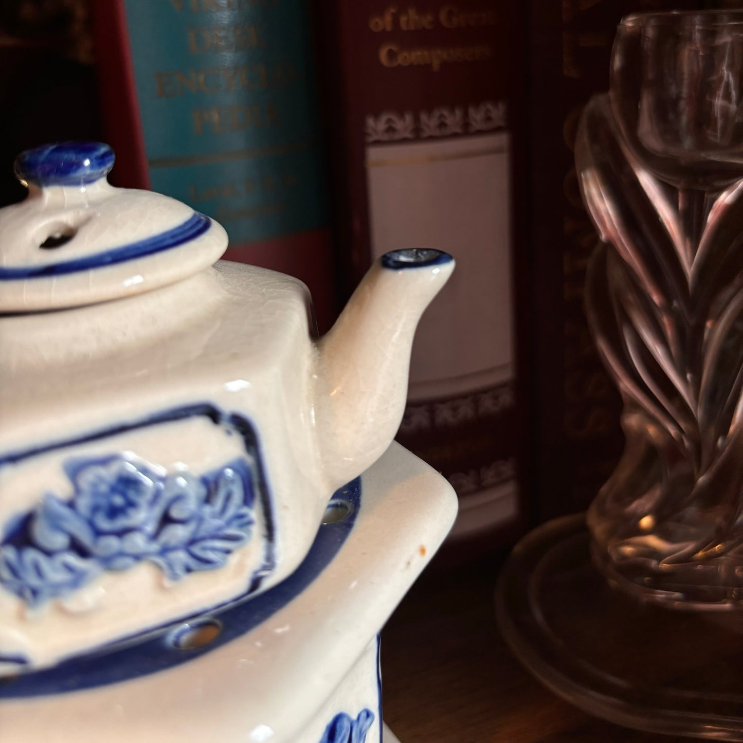 Ceramic Floral Teapot Oil Warmer