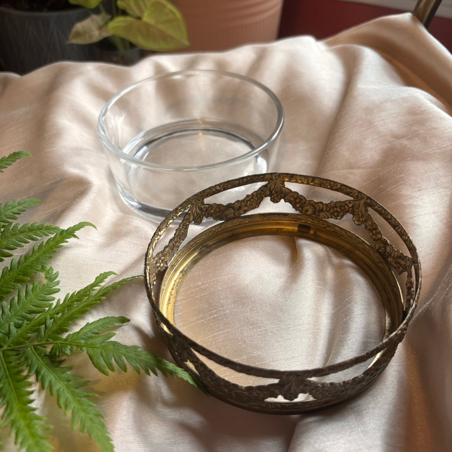 Brass Filigree Glass Wine Coaster