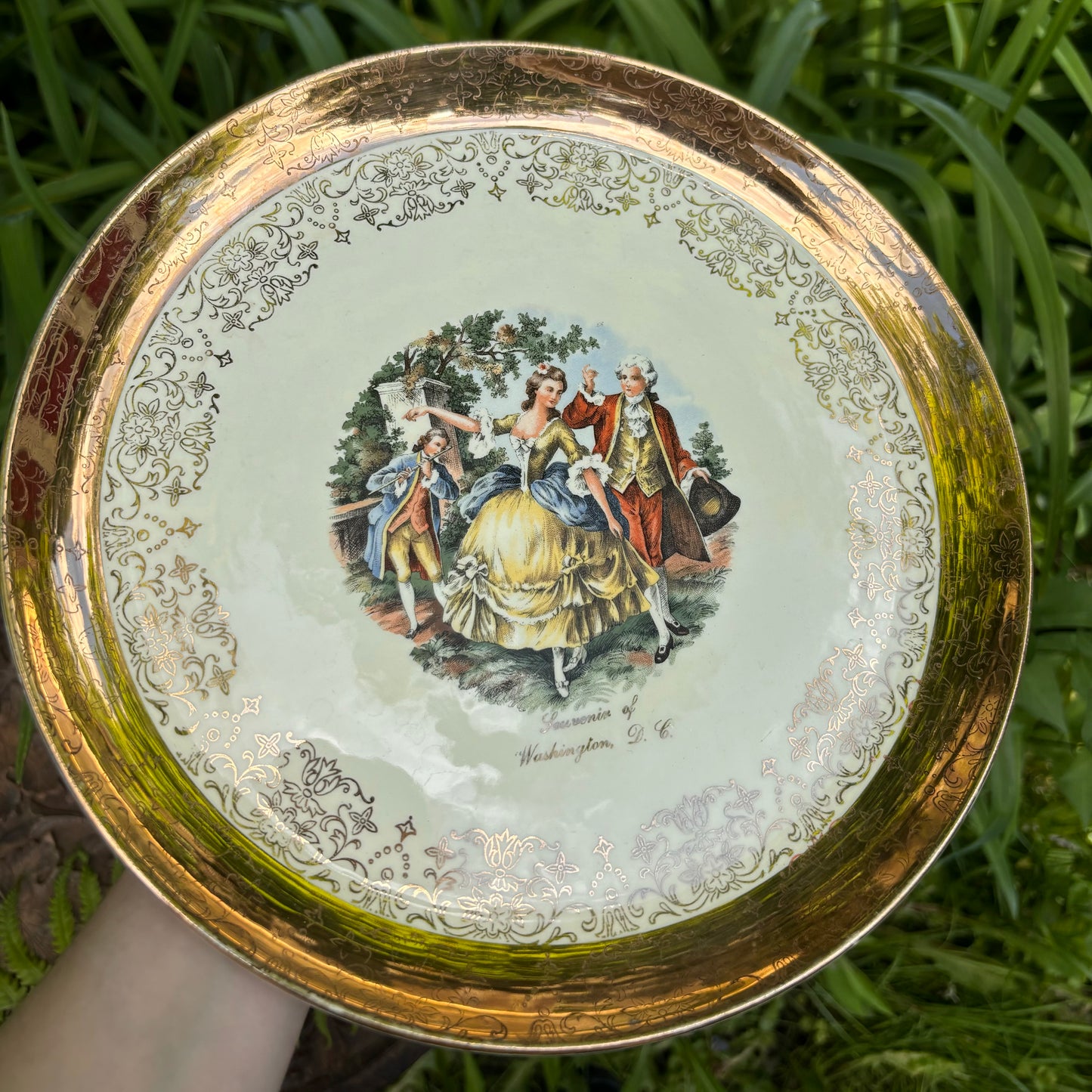 Capsco Washington, D.C. Souvenir Plate with Gold Rim