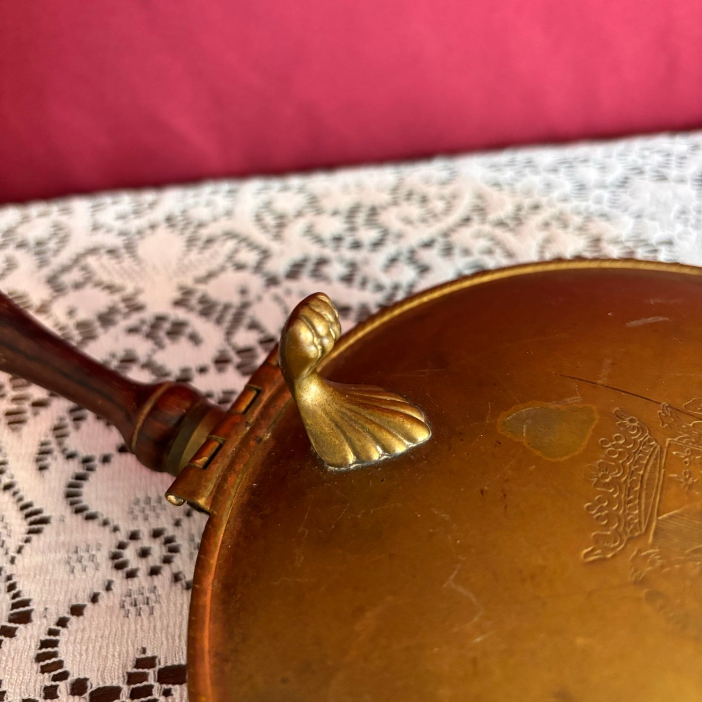 “Silent Butler” Brass Crumb Catcher
