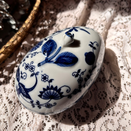 Vienna Woods Egg Trinket Box