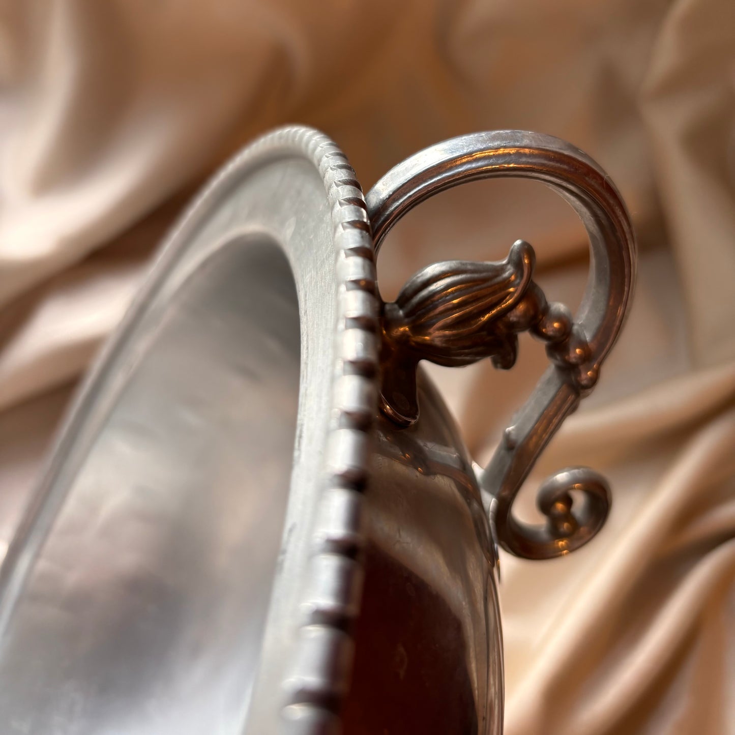 Faberware Aluminum Tulip Serving Bowl
