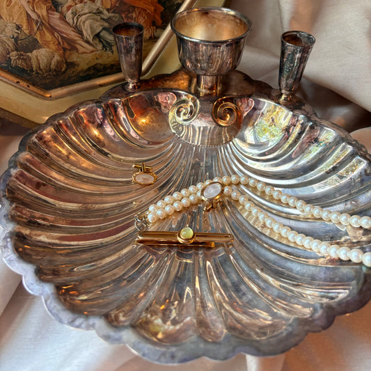 Silver-Plated Shell Clam Serving Dish With Candleholders
